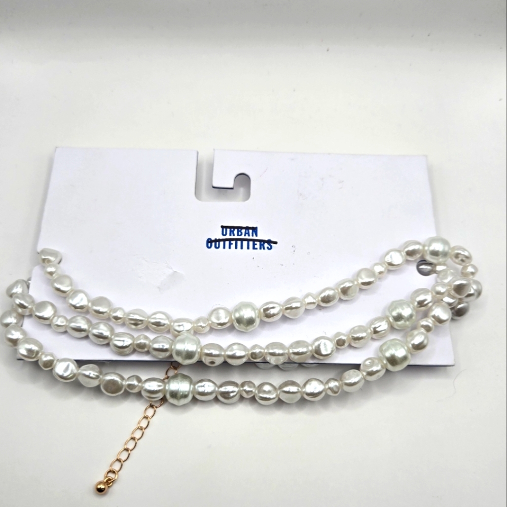Urban Outfitters, 3 Layer, Pearl Necklace with Gold Accent